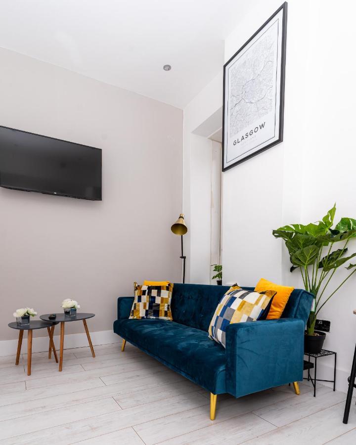Cheerful 2 Bedroom Homely Apartment, Sleeps 6 Guest Comfy, 3X Double Bed, Parking, Free Wifi, Suitable For Business, Leisure Guest,Glasgow, Glasgow West End, Near City Centre Екстер'єр фото